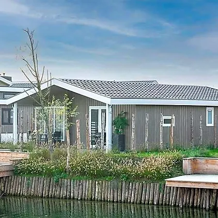 Europarcs De Kraaijenbergse Plassen Hotel