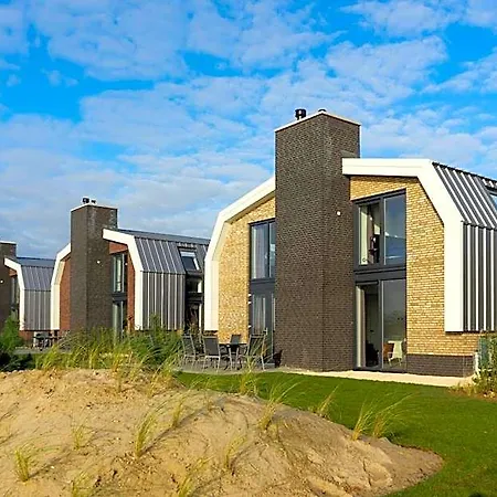 Hotel Europarcs De Kraaijenbergse Plassen 3*